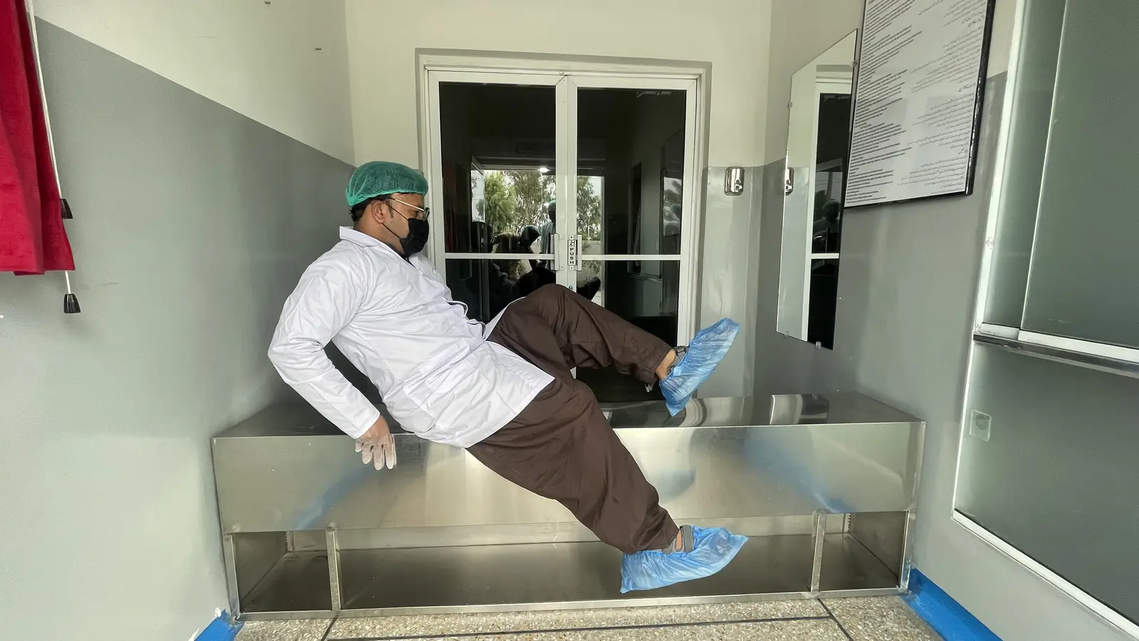 New Syed Pharma entry and gowning area, hygiene protocol before production, Muridke Pakistan