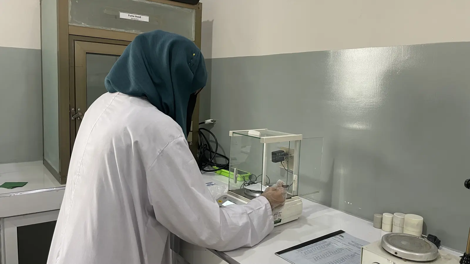New Syed Pharma quality control laboratory, purity and pH testing, Muridke Pakistan