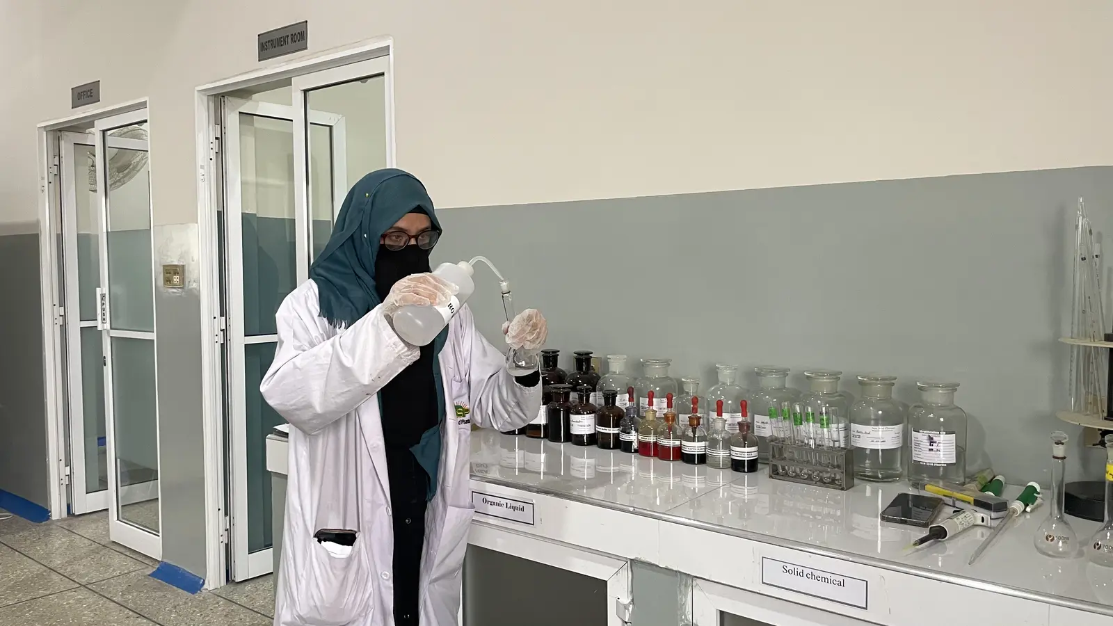 New Syed Pharma quality control laboratory, purity and pH testing, Muridke Pakistan